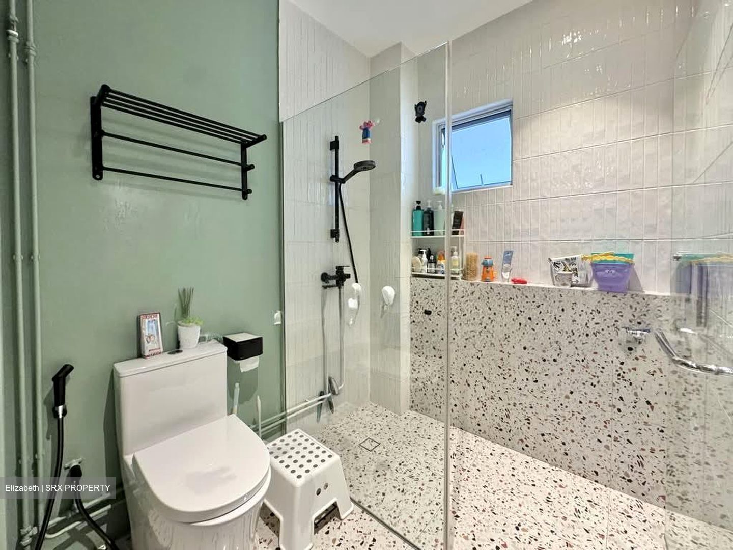 Blk 122 Hougang Avenue 1 (Hougang), HDB Executive #568786021